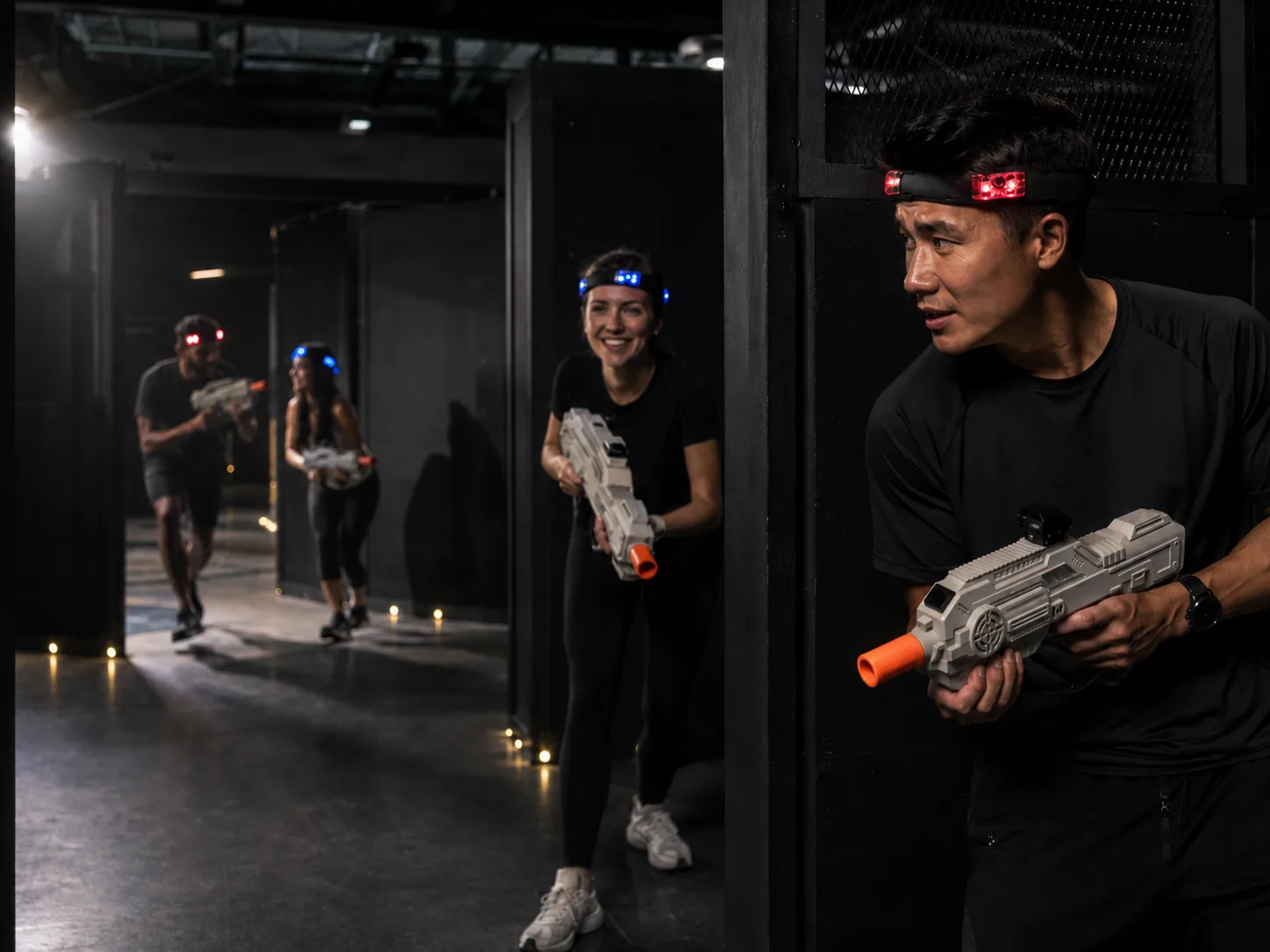 BRX-lasertagmissie binnen, spelers in actie